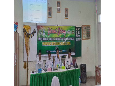 KEGIATAN SUPERVISI KEPALA MADRASAH