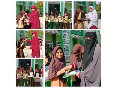 Pemberian penghargaan untuk siswa berprestasi kelas